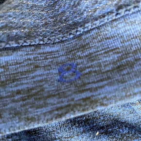 Lululemon Swiftly Tech Long Sleeve sz 8 - Picture 5 of 6